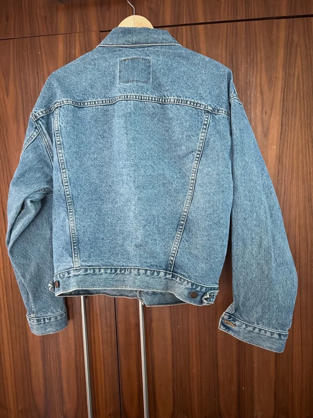 Vintage 90’s Levi’s Denim Jacket - Picture 2 of 3